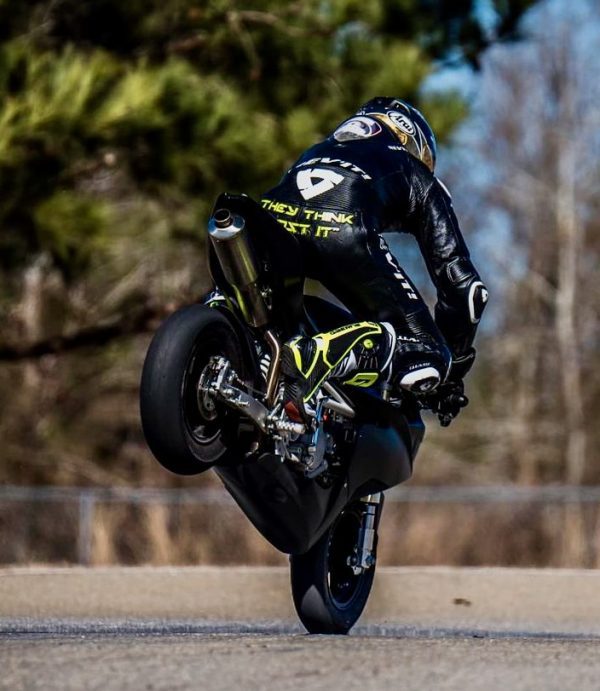 Tech Tuesday: Medallia Superbike Rider Jacobsen Extracts Maximum ...