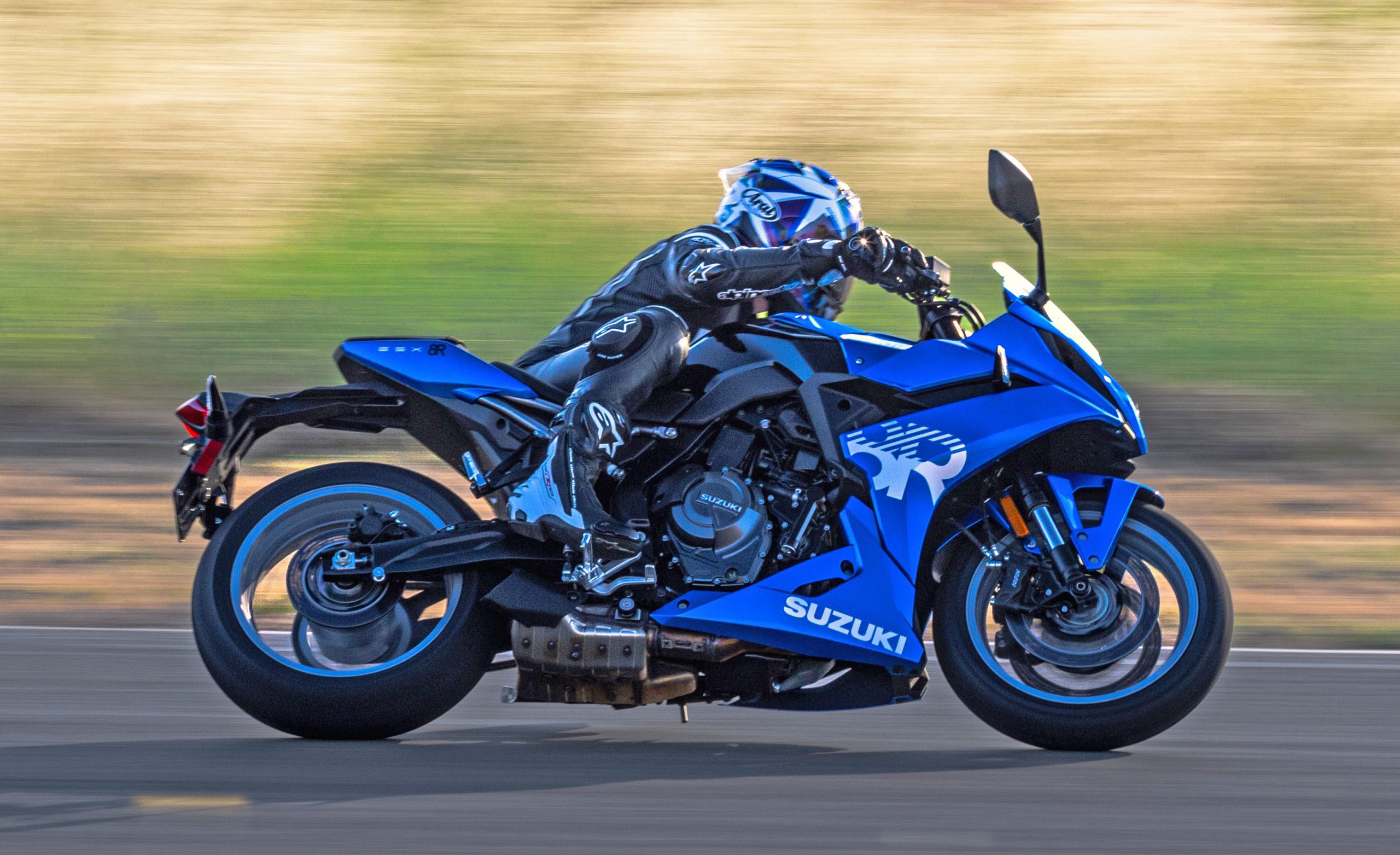 Fresh Horses: Suzuki GSX-8S & GSX-8R Homologated For Twins Cup 